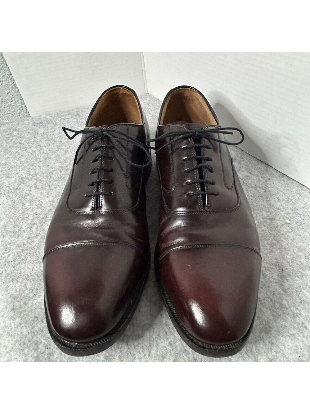 Johnston Murphy Burgundy Patent Leather Melton Cap Toe Sz 11.5M